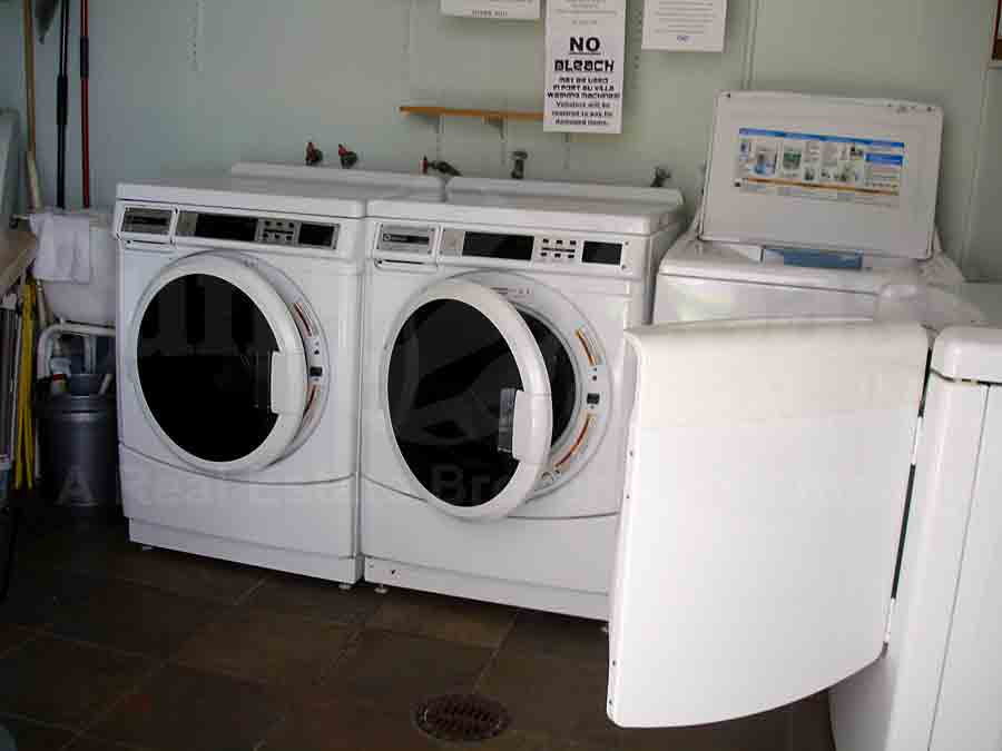 Port Au Villa Laundry
